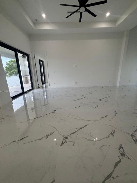 Spacious, unfurnished interior of a new home in , Cape Coral (Image 6). Spacious, unfurnished interior of a new home in , Cape Coral (Image 6).