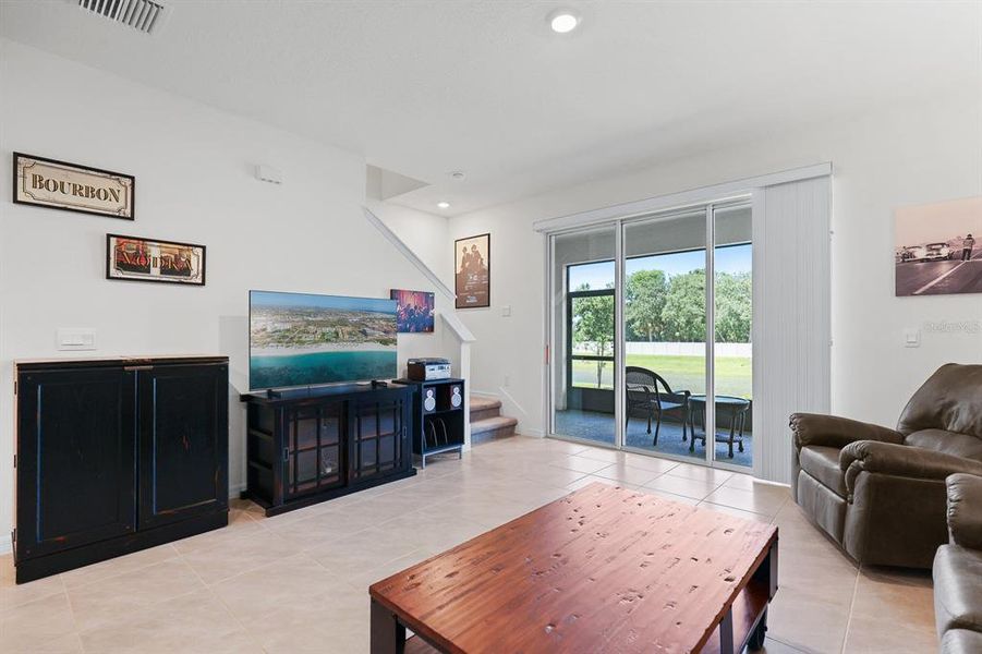 Furnished interior view inside a new home in , Apollo Beach (Image 27).