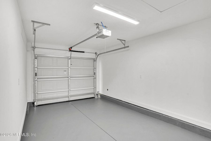 Spacious, unfurnished interior of a new home in , St. Augustine (Image 26).