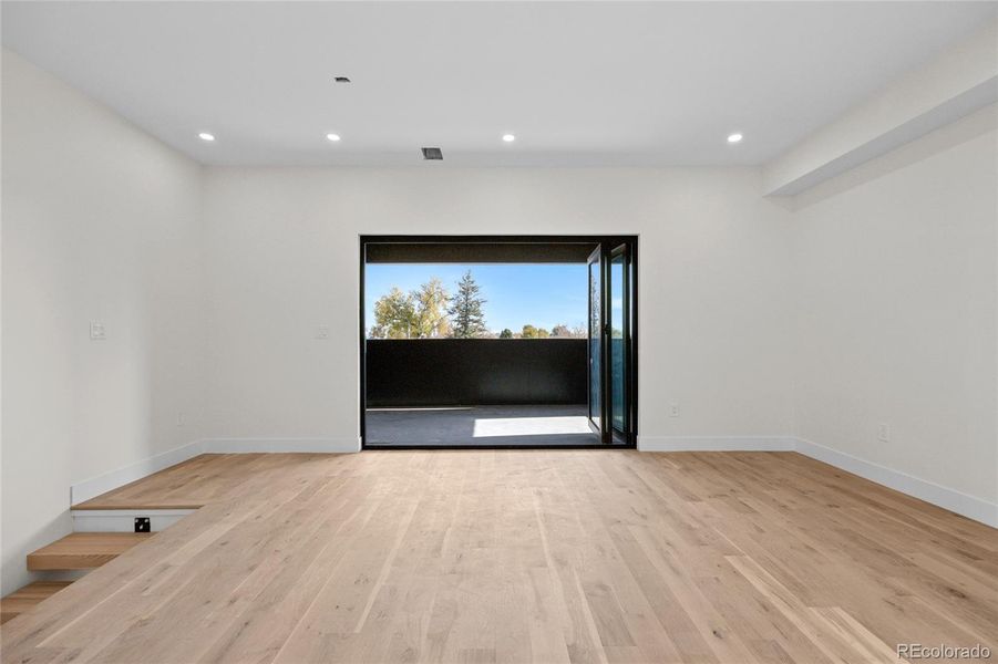 Spacious, unfurnished interior of a new home in , Denver (Image 17).
