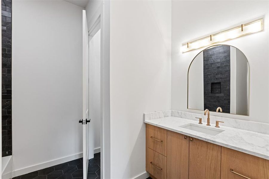 Furnished interior view inside a new home in , Dallas (Image 9).