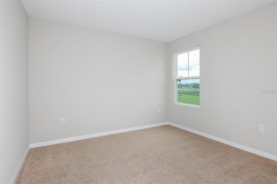 Spacious, unfurnished interior of a new home in Pasadena Ridge, Dade City (Image 11).