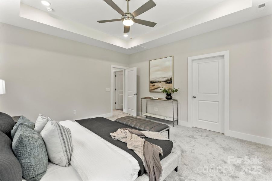 Furnished interior view inside a new home in , Gastonia (Image 33).