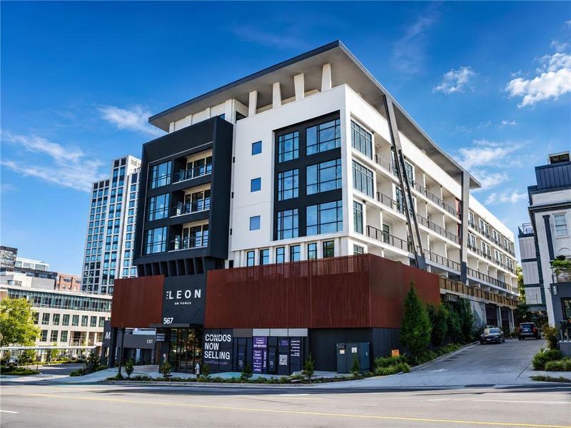 Condo located in Atlanta, GA showcasing its design and architecture (Image 24). Condo located in Atlanta, GA showcasing its design and architecture (Image 24).