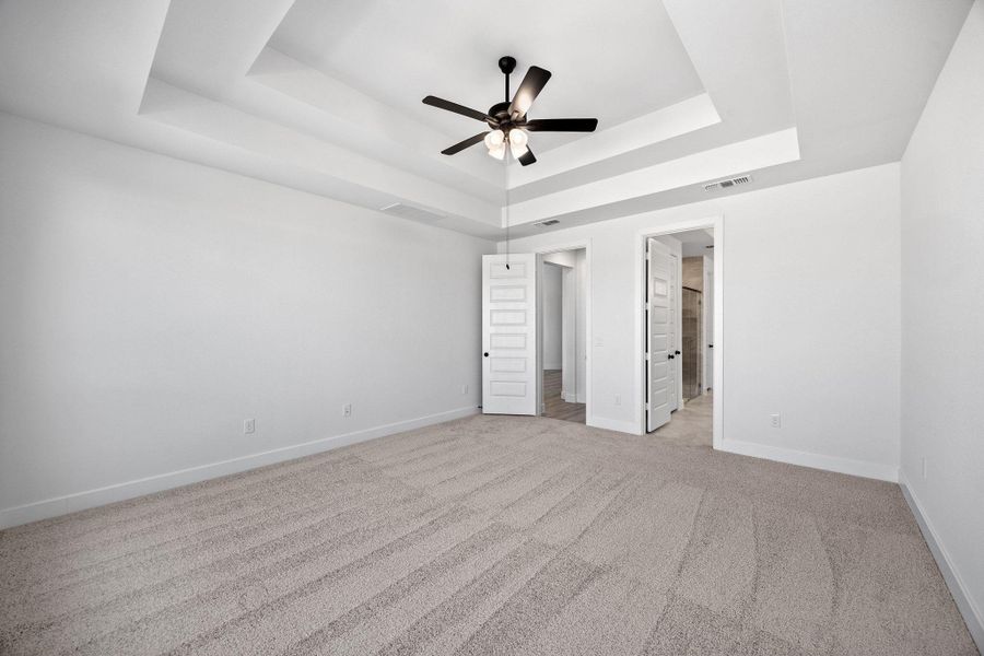 Spacious, unfurnished interior of a new home in Nolina, Georgetown (Image 15).