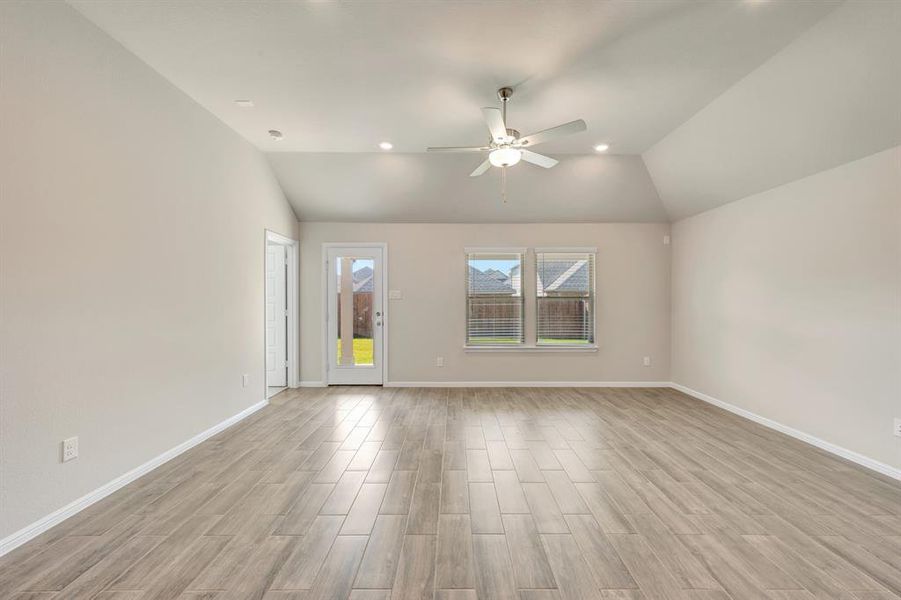 Spacious, unfurnished interior of a new home in Forest Park, Princeton (Image 27). Spacious, unfurnished interior of a new home in Forest Park, Princeton (Image 27).