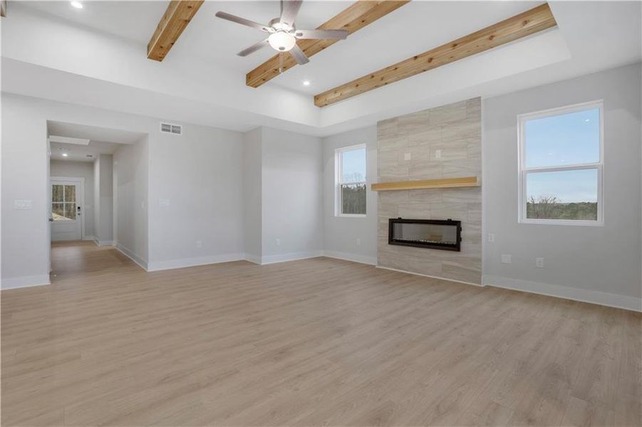 Spacious, unfurnished interior of a new home in Cambridge at Steels Bridge, Canton (Image 36).