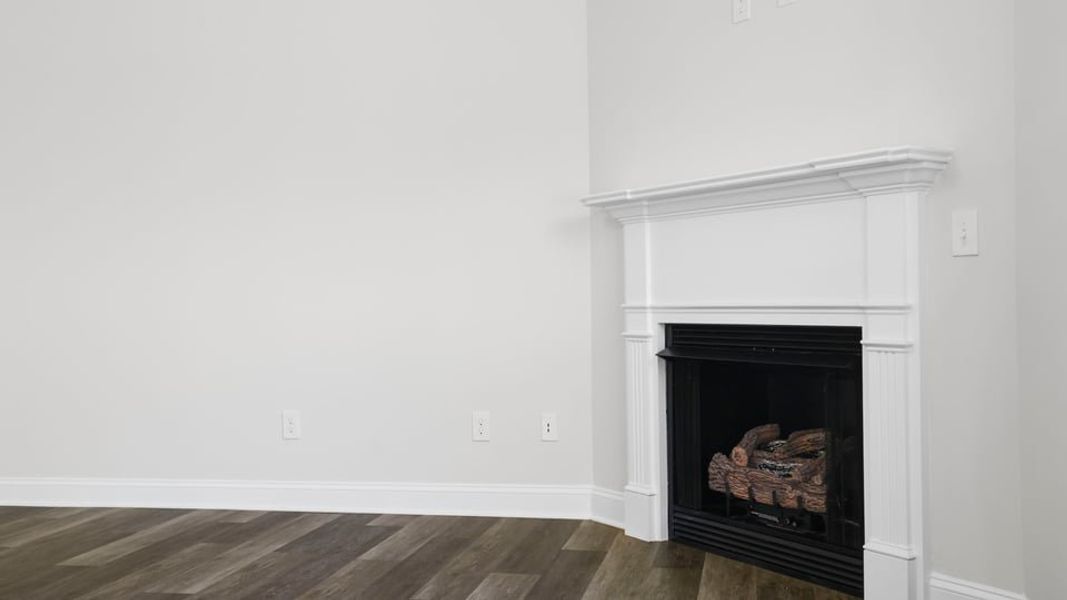 Spacious, unfurnished interior of a new home in Edgewood Estates, Greenville (Image 23).