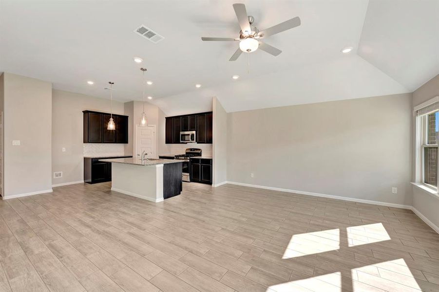 Spacious, unfurnished interior of a new home in Woodstone, Providence Village (Image 28). Spacious, unfurnished interior of a new home in Woodstone, Providence Village (Image 28).