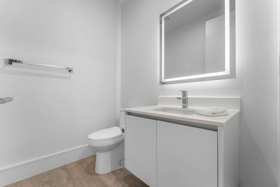 015-220LakeShoreDrive-702-LakePark-FL-33 015-220LakeShoreDrive-702-LakePark-FL-33
