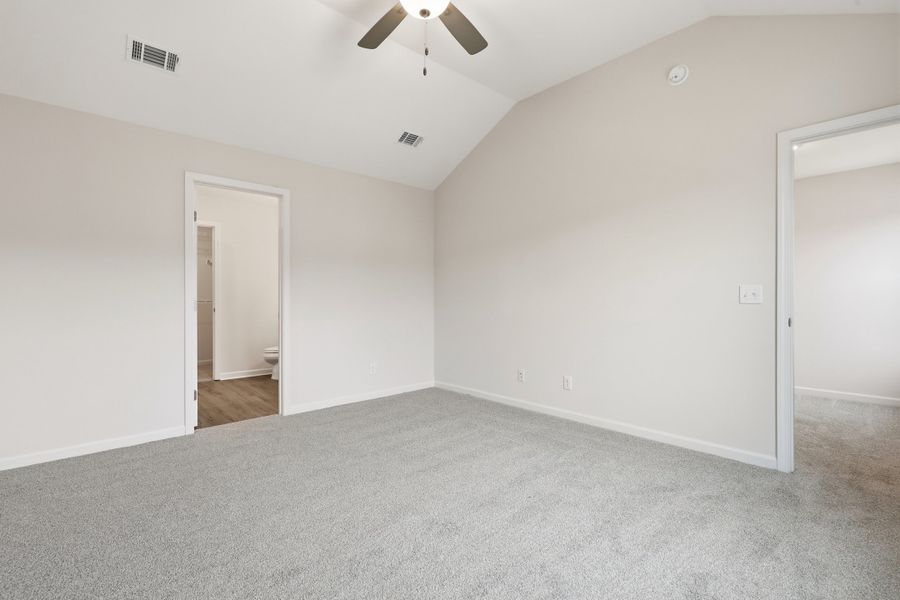Representative unfurnished interior of a home built from the The Pamona by RTS Homes in Lakeside at Fifteen West, Hinesville (Image 23).