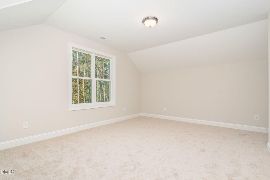 042_wag04138-edit_750 042_wag04138-edit_750