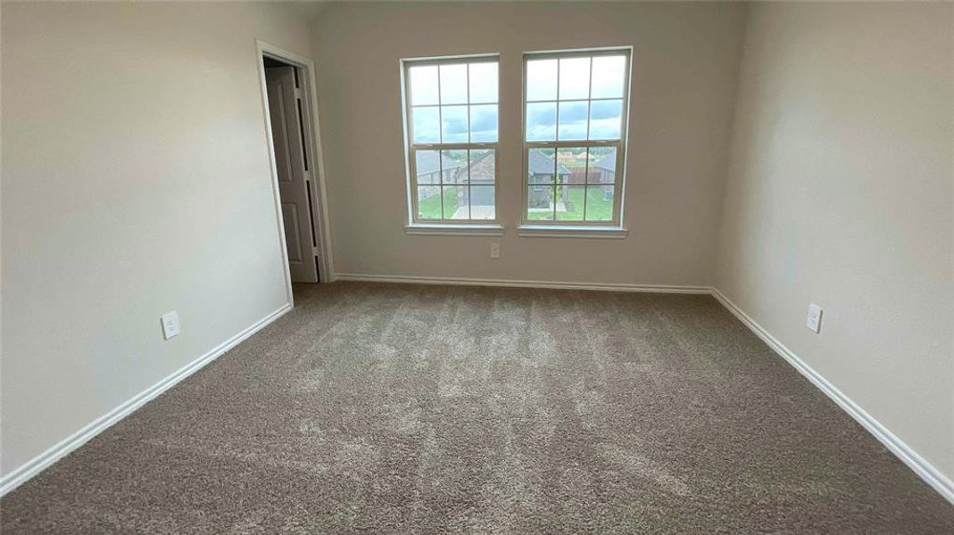 Spacious, unfurnished interior of a new home in Elevon, Lavon (Image 12).