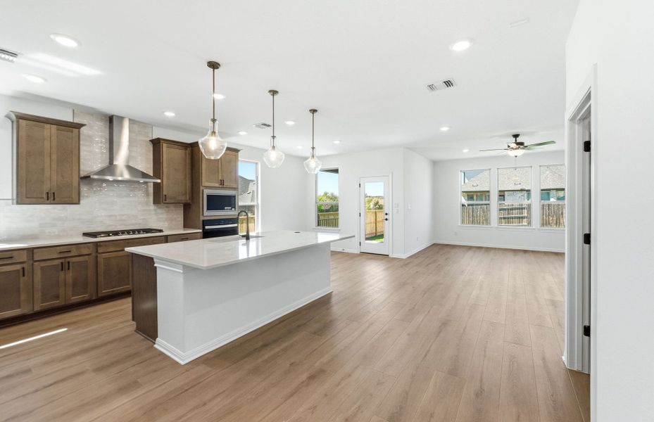 Furnished interior view inside a new home in Crescent Bluff, Georgetown (Image 16).