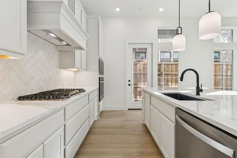 Furnished interior view inside a new home in , Frisco (Image 7).