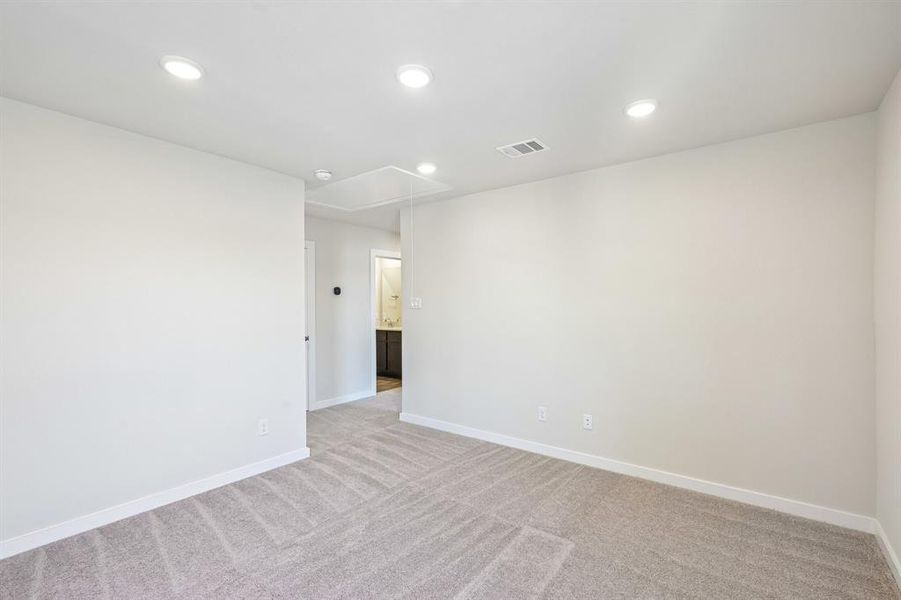 Spacious, unfurnished interior of a new home in Sperling Farms, Ferris (Image 35). Spacious, unfurnished interior of a new home in Sperling Farms, Ferris (Image 35).