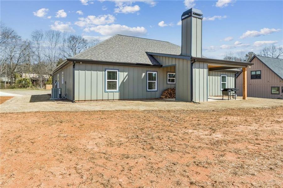 Exterior details and patio area of a home in , Maysville (Image 28).