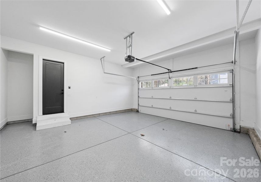 Spacious, unfurnished interior of a new home in , Charlotte (Image 23).