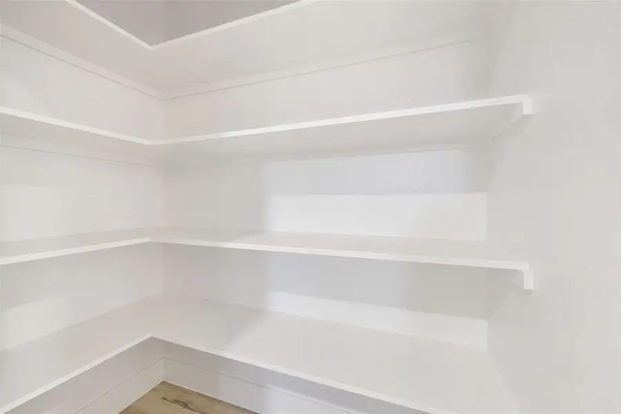 Please note: Photos shown are not of the actual homes but are of the same floorplan. Finishes and features may vary. Please note: Photos shown are not of the actual homes but are of the same floorplan. Finishes and features may vary.