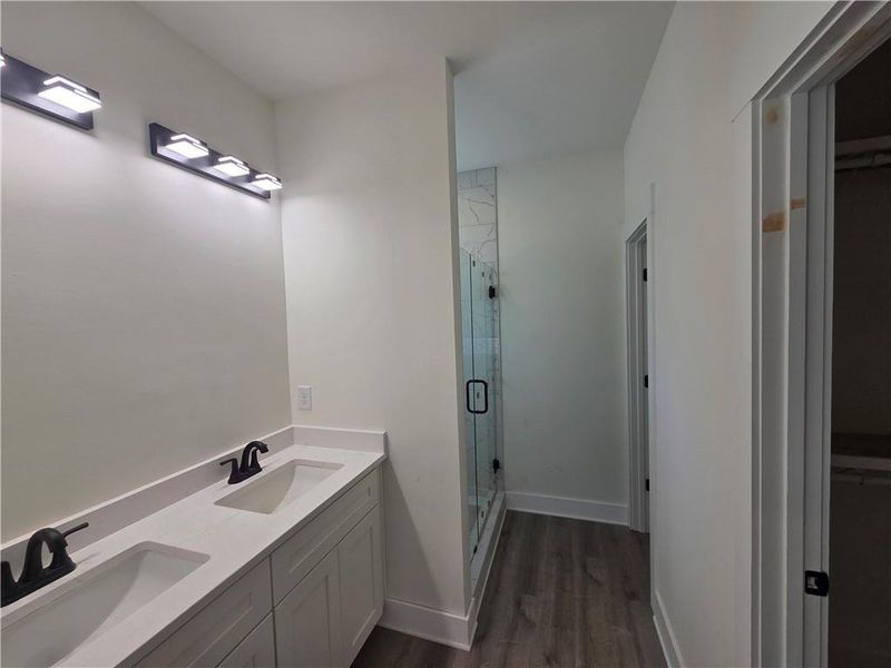 Furnished interior view inside a new home in , Dallas (Image 5). Furnished interior view inside a new home in , Dallas (Image 5).