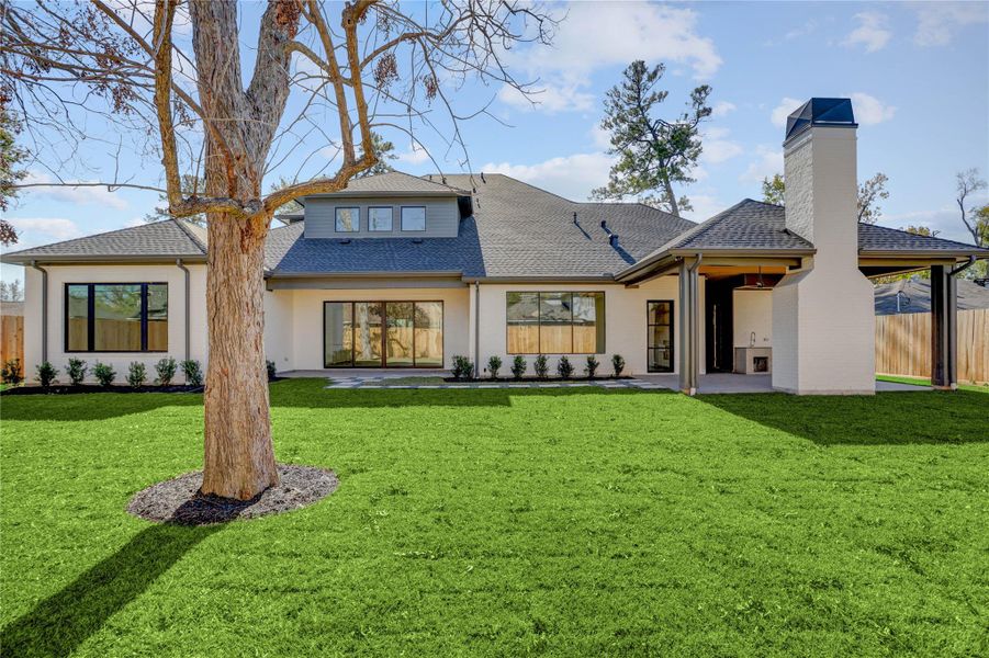Exterior details and patio area of a home in , Houston (Image 3).