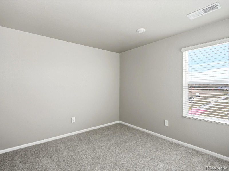 Spacious, unfurnished interior of a new home in York Station, Brighton (Image 27).