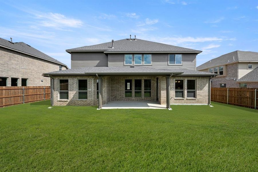 Exterior details and patio area of a home in Somerset, Mansfield (Image 4). Exterior details and patio area of a home in Somerset, Mansfield (Image 4).
