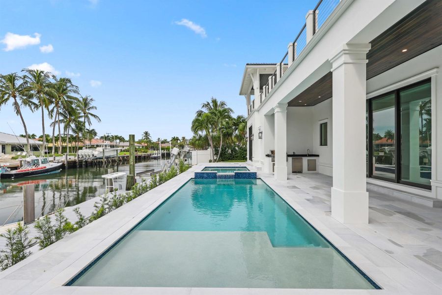 Exterior details and patio area of a home in , West Palm Beach (Image 23).
