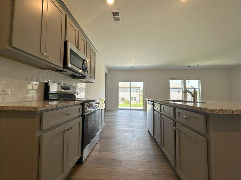 Furnished interior view inside a new home in Buice Lake, Acworth (Image 12).