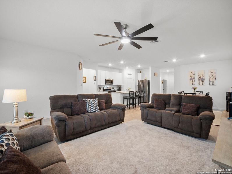 Furnished interior view inside a new home in Morgan Meadows: Barrington Collection, San Antonio (Image 6). Furnished interior view inside a new home in Morgan Meadows: Barrington Collection, San Antonio (Image 6).