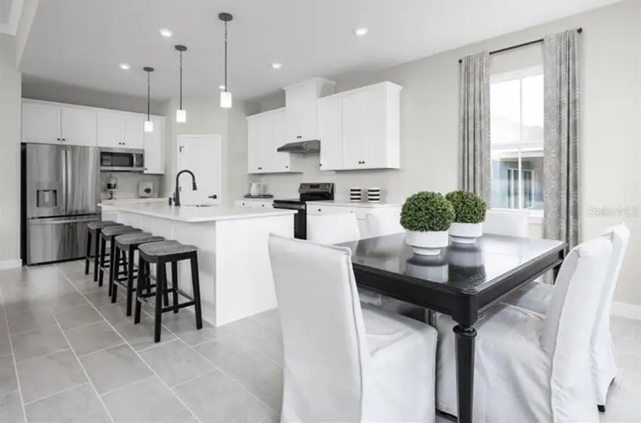 Furnished interior view inside a new home in Malabar Springs, Palm Bay (Image 5).