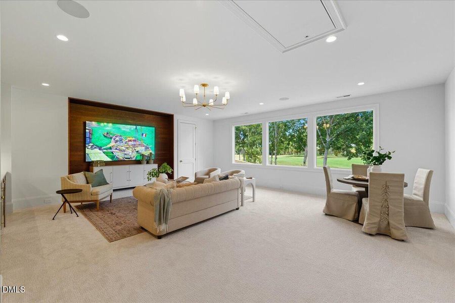 072-1216 Barcroft Pl