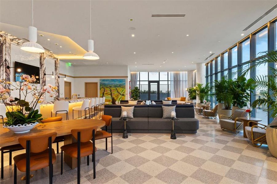 Community amenities in , Tampa (Image 60).