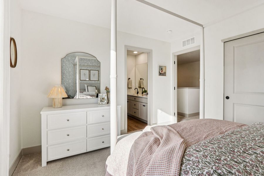 Furnished interior view inside a new home in Trailside, Timnath (Image 37).