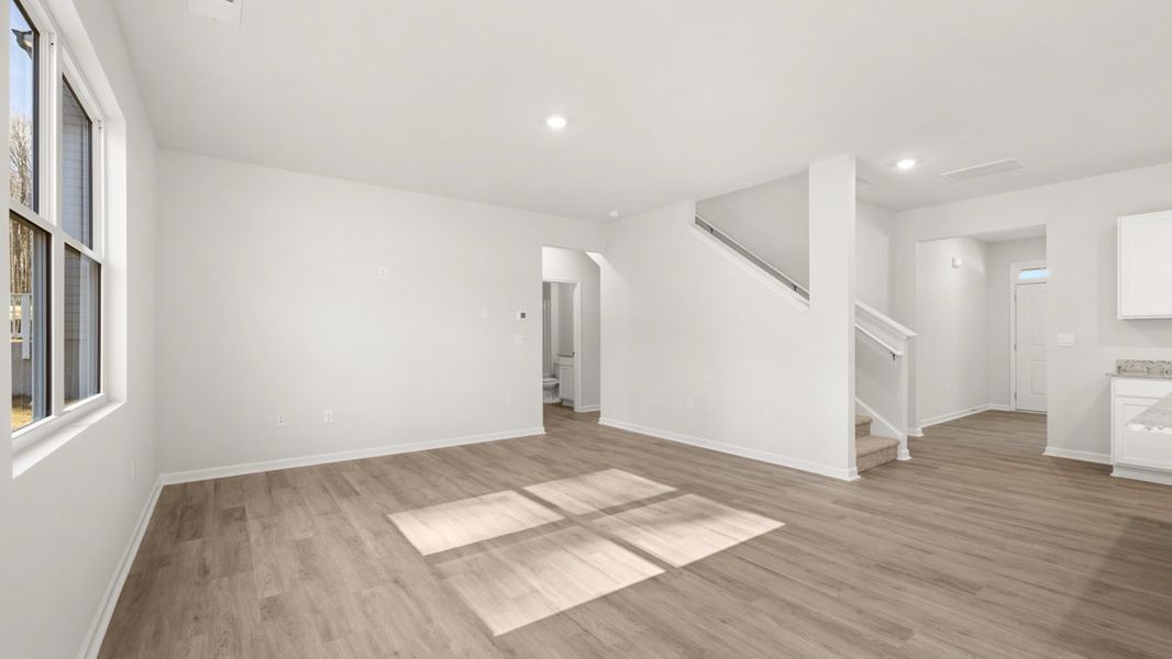Representative unfurnished interior of a home built from the Hayden by D.R. Horton in Aurora Creek, Dallas (Image 21).