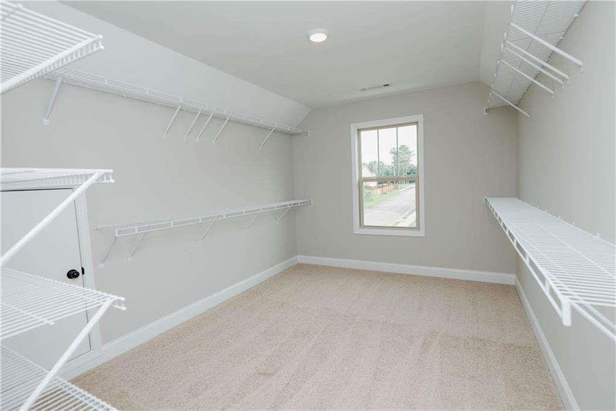 Spacious, unfurnished interior of a new home in , Douglasville (Image 20). Spacious, unfurnished interior of a new home in , Douglasville (Image 20).