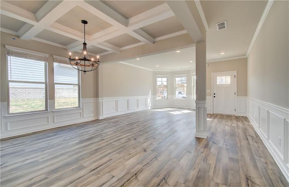 Spacious, unfurnished interior of a new home in Berkeley Lakes, Locust Grove (Image 31).