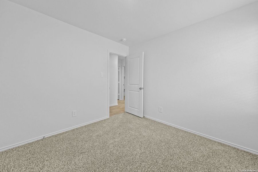 Spacious, unfurnished interior of a new home in Hickory Ridge, Elmendorf (Image 29). Spacious, unfurnished interior of a new home in Hickory Ridge, Elmendorf (Image 29).