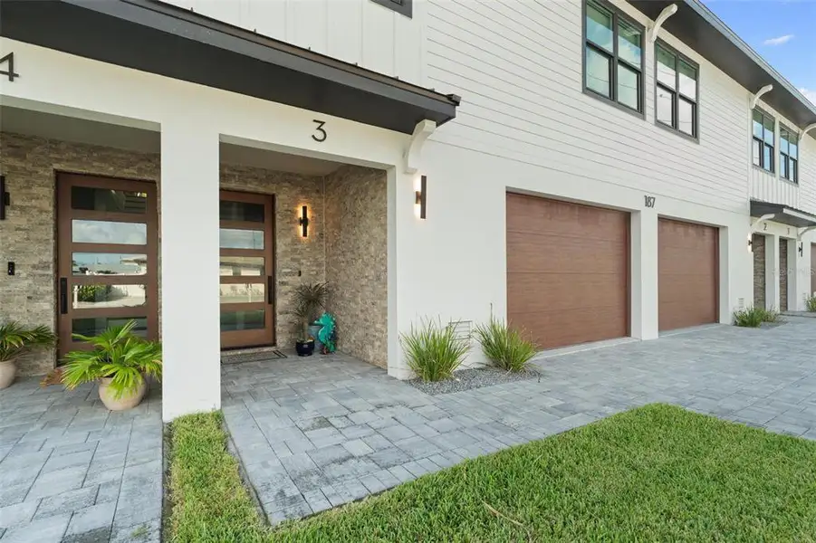 Exterior details and patio area of a home in , Madeira Beach (Image 3).