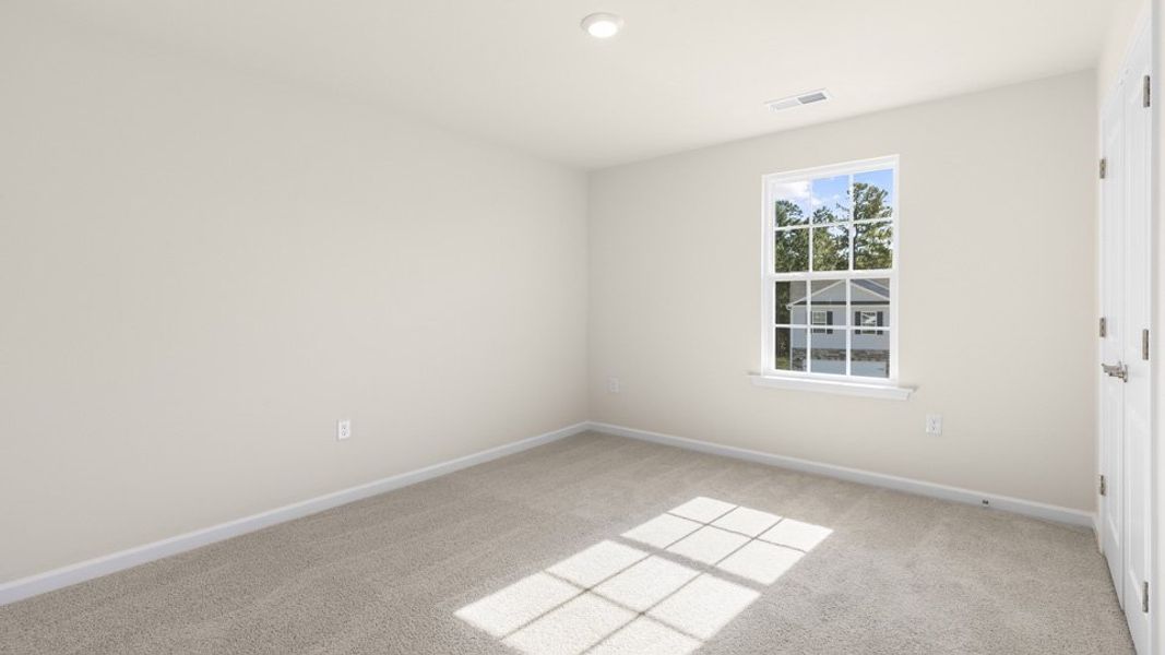 Spacious, unfurnished interior of a new home in The Villas at Martin Farms, Aberdeen (Image 19).