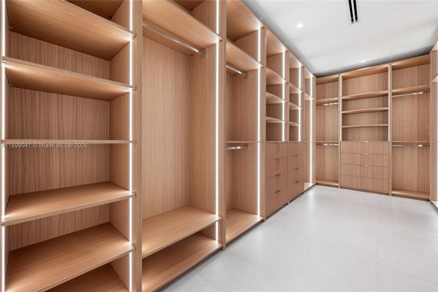 Walk In Closet Walk In Closet