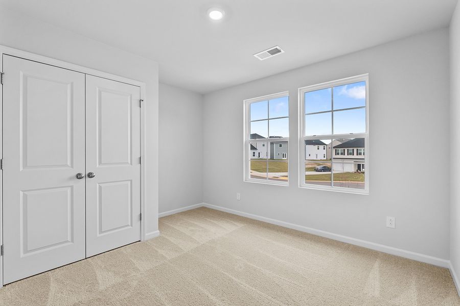 Spacious, unfurnished interior of a new home in Bell West, Kernersville (Image 29).