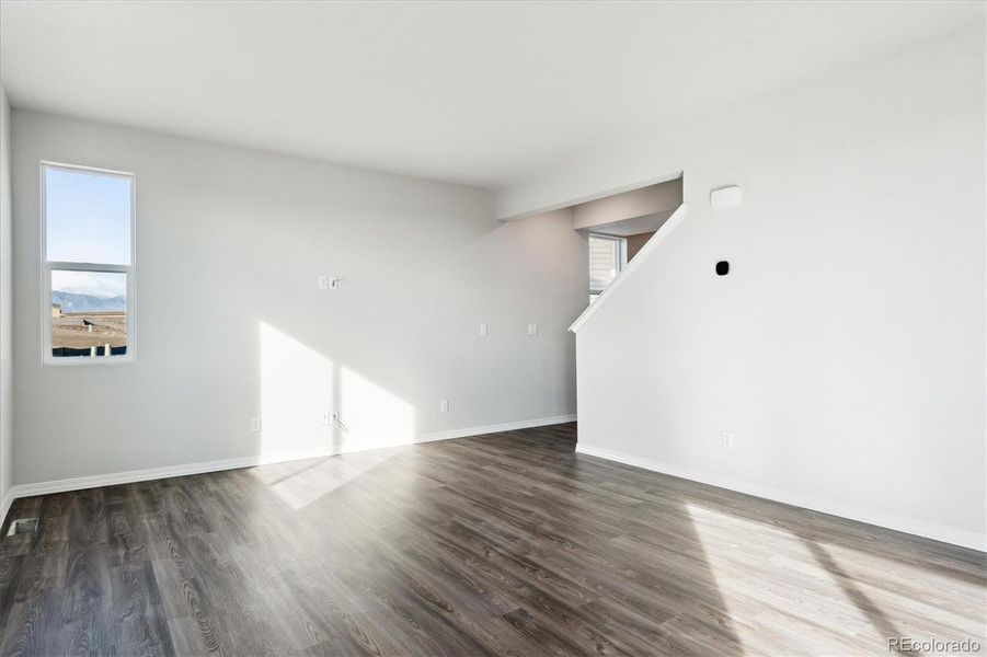 Spacious, unfurnished interior of a new home in Bradley Heights, Colorado Springs (Image 15).