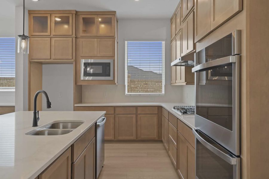Representative furnished interior of a home built from the Lauren by Chesmar Homes in Beacon Point, Texas City (Image 9). Representative furnished interior of a home built from the Lauren by Chesmar Homes in Beacon Point, Texas City (Image 9).
