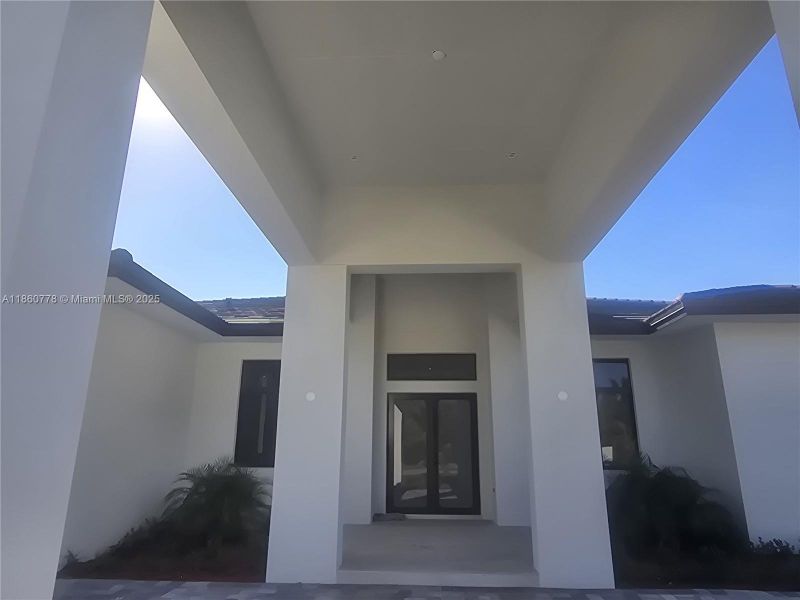 Spacious, unfurnished interior of a new home in , Homestead (Image 62).