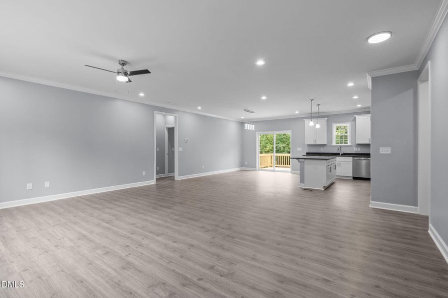 17-web-or-mls-P1084596 17-web-or-mls-P1084596