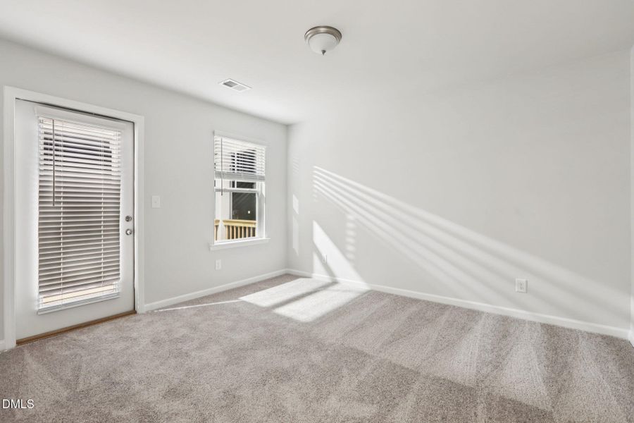 32-web-or-mls-262 Arnewood Cir-S1211-032