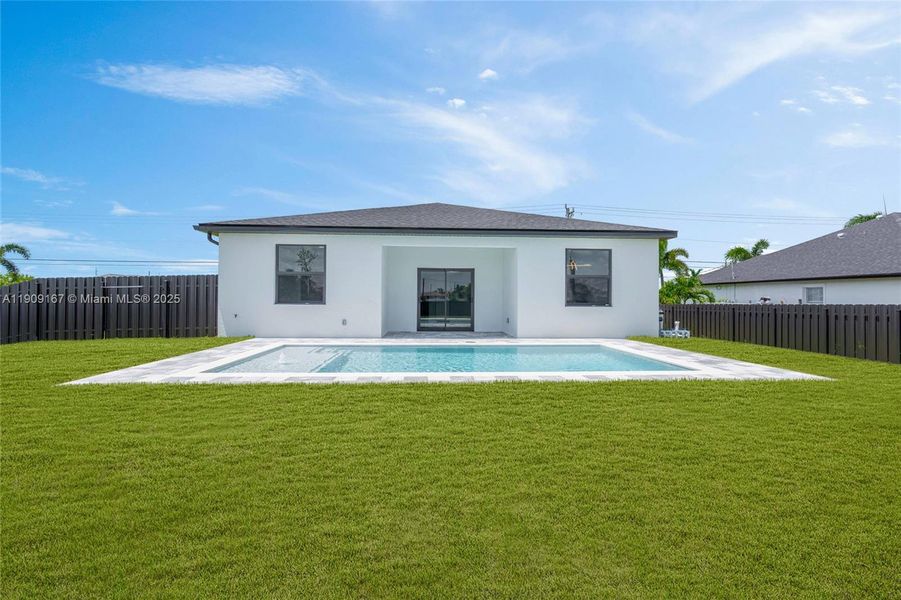 Exterior details and patio area of a home in , Cape Coral (Image 28). Exterior details and patio area of a home in , Cape Coral (Image 28).