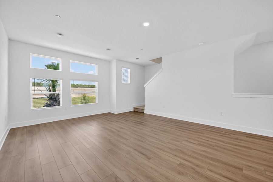 Spacious, unfurnished interior of a new home in Parkview at Hamlin, Winter Garden (Image 17).
