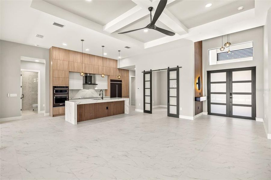 Living Area / Entry Area / Kitchen Area